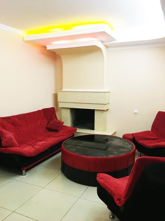 טביליסי Hotel Relax מראה חיצוני תמונה